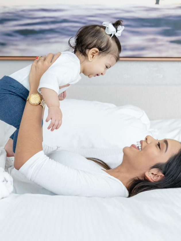 A Hug for Mom: The Blanket That Speaks When You Can’t